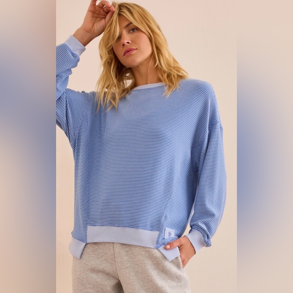 Striped Crewneck
As Revival In: Light Blue